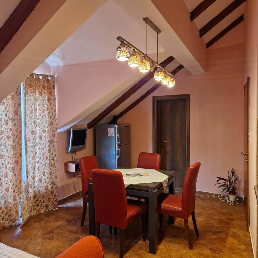 Apartments Ivetic Kotor Bagian luar foto