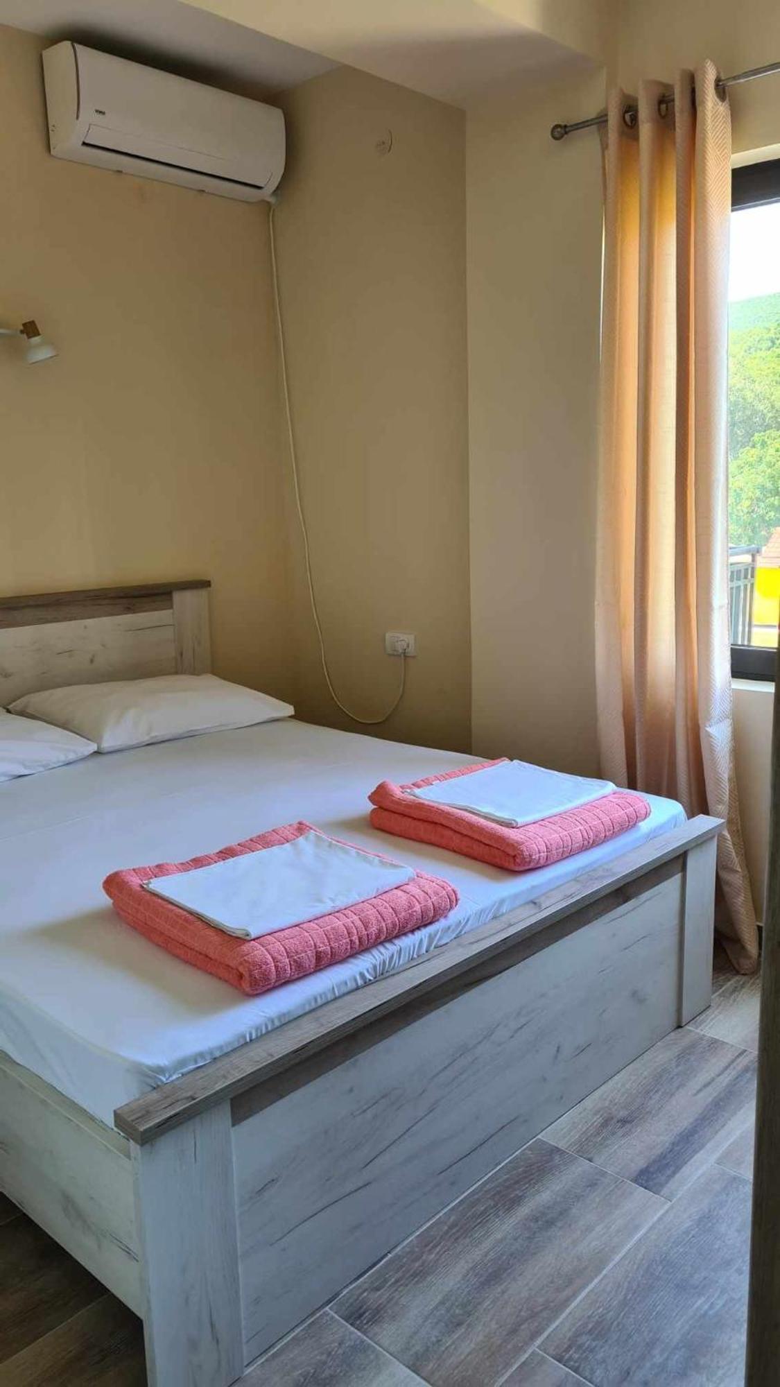 Apartments Ivetic Kotor Bagian luar foto