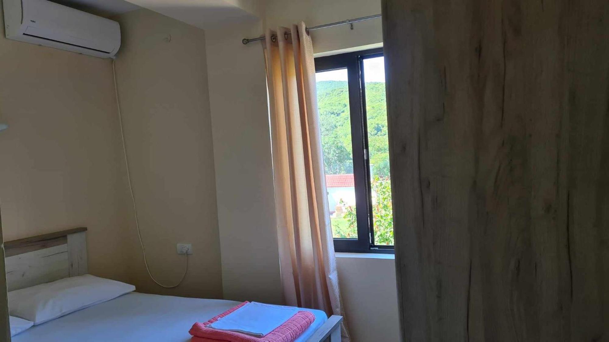 Apartments Ivetic Kotor Bagian luar foto